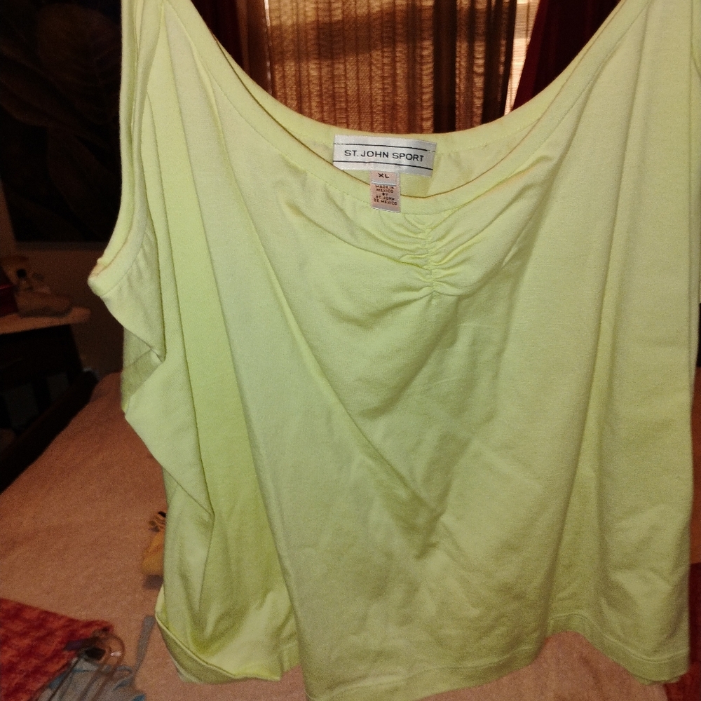 St John top